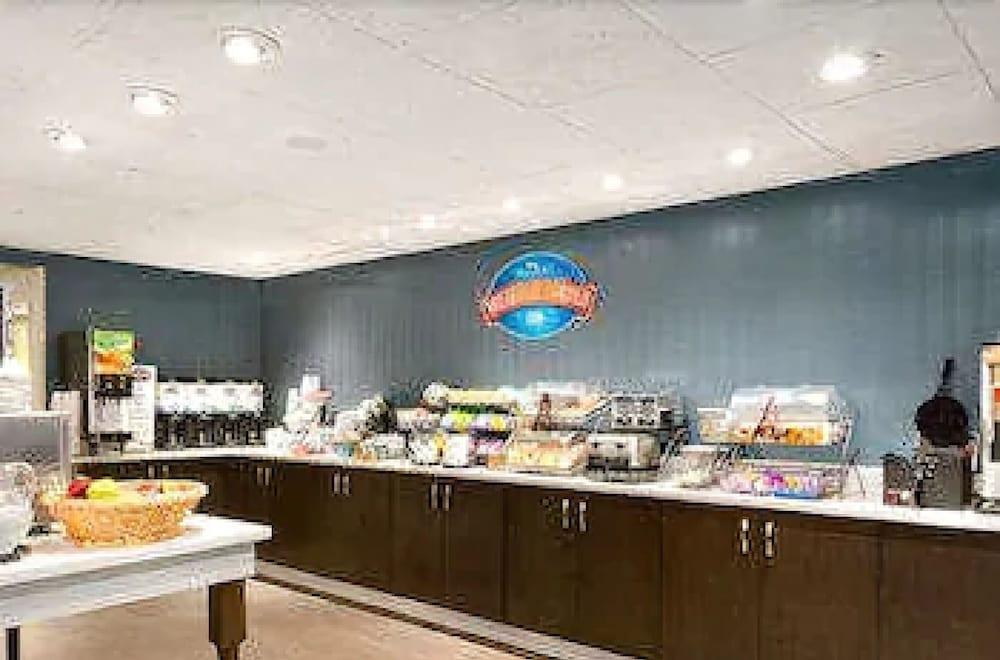 Baymont Inn & Suites By Wyndham Firenze Esterno foto