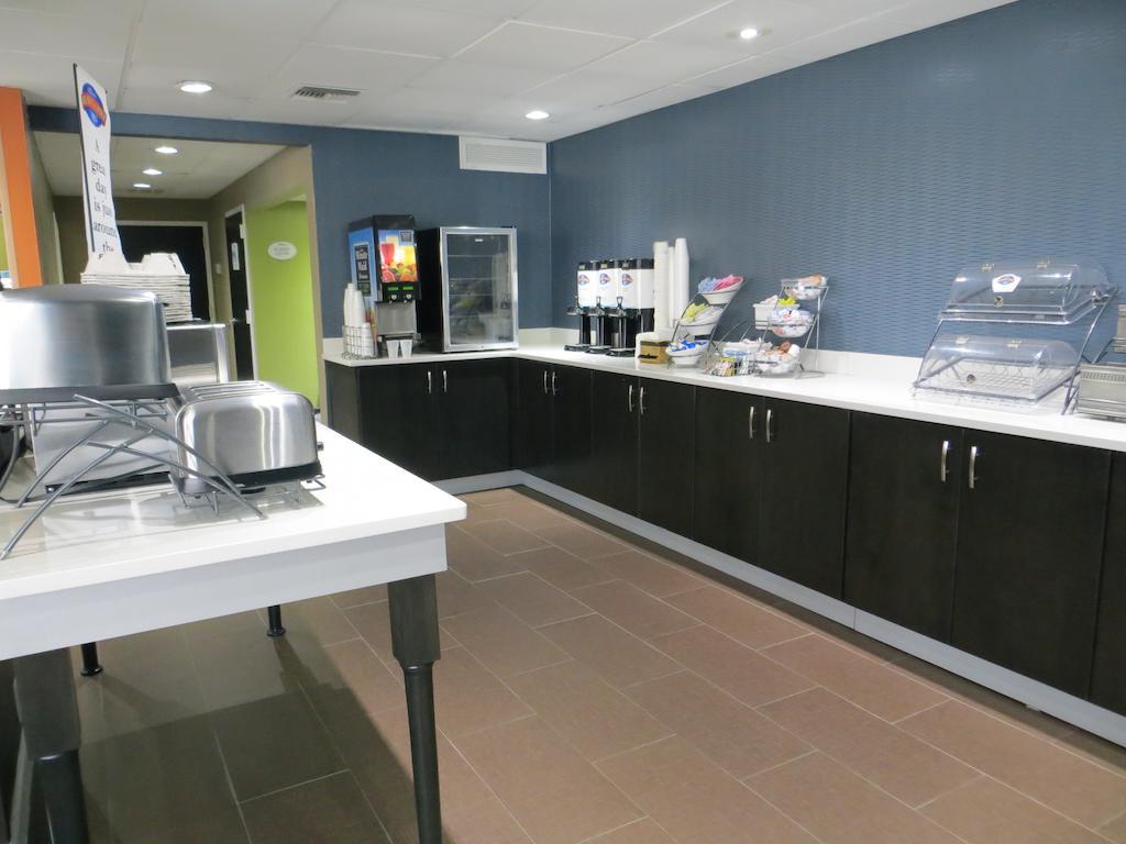 Baymont Inn & Suites By Wyndham Firenze Esterno foto